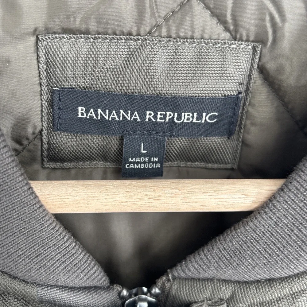 Banana Republic this banana